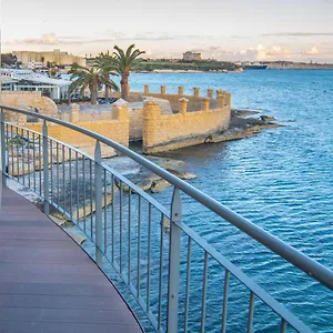 The Boat House Birżebbuġa